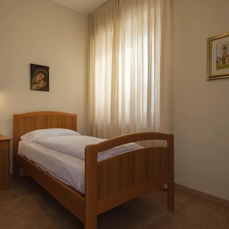 Casa - Casa Del Padre Nascimbeni Pensión