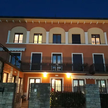 Affittacamere Casa - Casa Del Padre Nascimbeni *