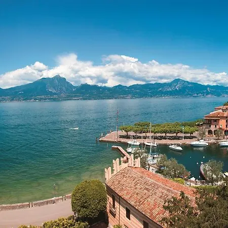Affittacamere Casa - Casa Del Padre Nascimbeni Torri Del Benaco